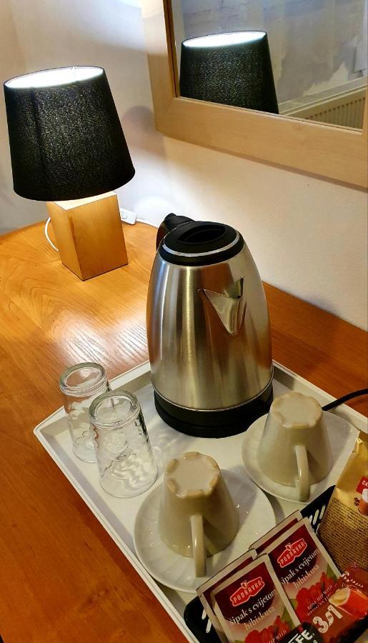 Adriasobe Hotel Водице Екстериор снимка
