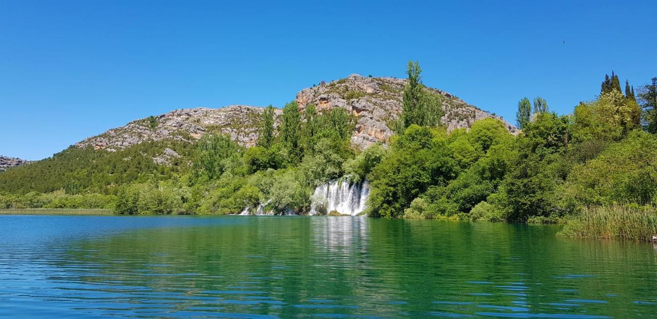 Adriasobe Hotel Водице Екстериор снимка