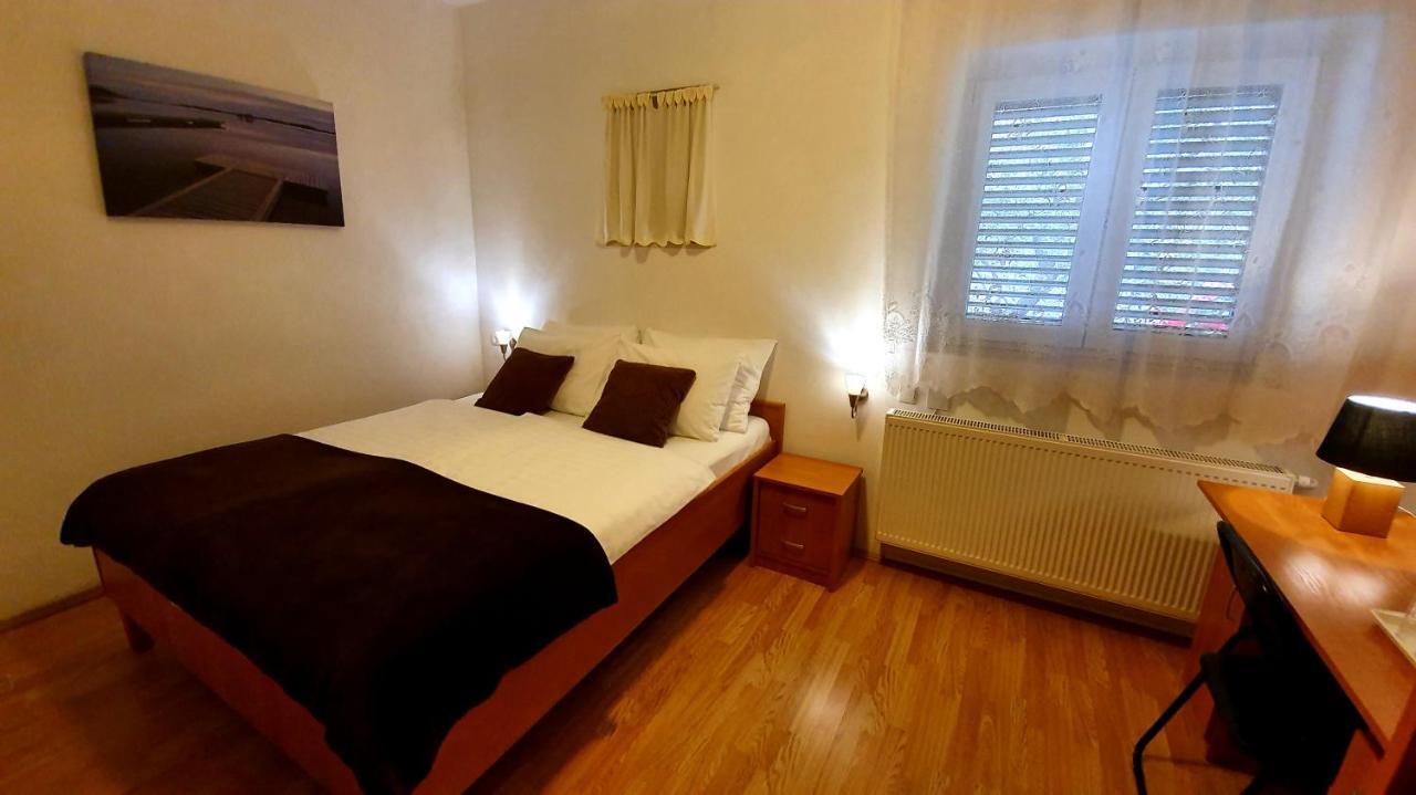 Adriasobe Hotel Водице Екстериор снимка