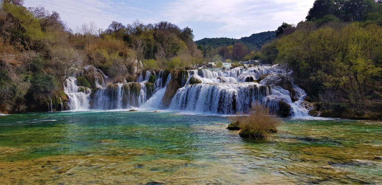 Adriasobe Hotel Водице Екстериор снимка