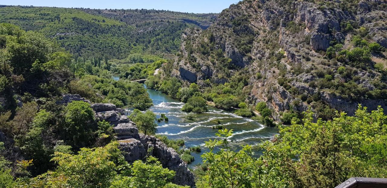Adriasobe Hotel Водице Екстериор снимка